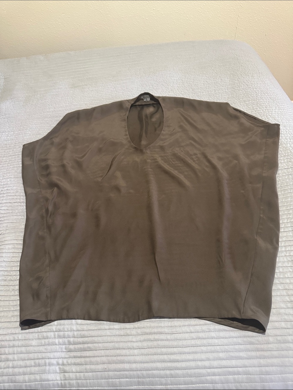 Vince mocha Boxy Tunic with Keyhole Neck 100%silk.